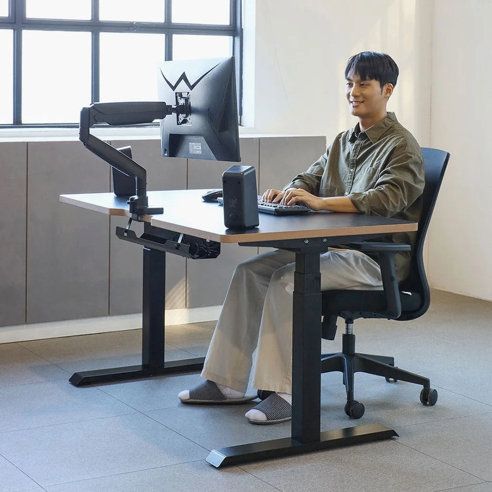 [자가 설치] 핏쳐 프리미엄 책상 보쉬 모터 전동식 모션 데스크 B1 2S 상판 1200 상세 이미지 6